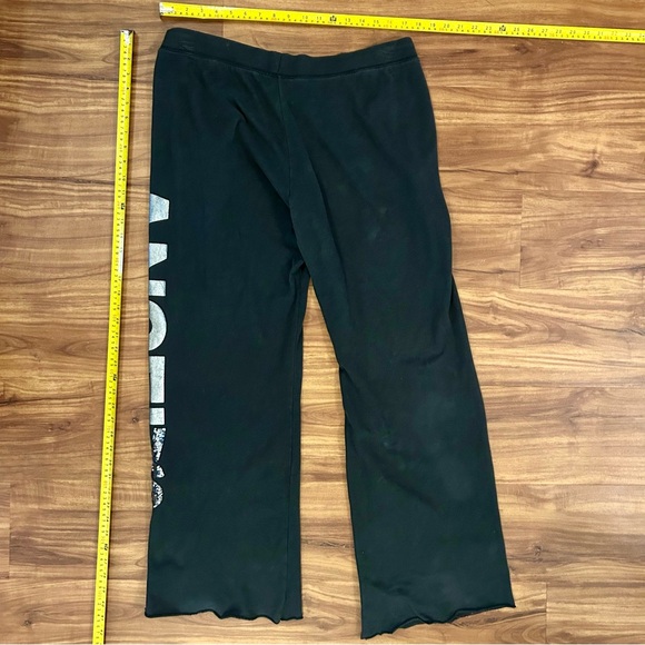 Victoria's Secret Sweat pants with sequins and sparkly letters Angel VS heart - Picture 3 of 4